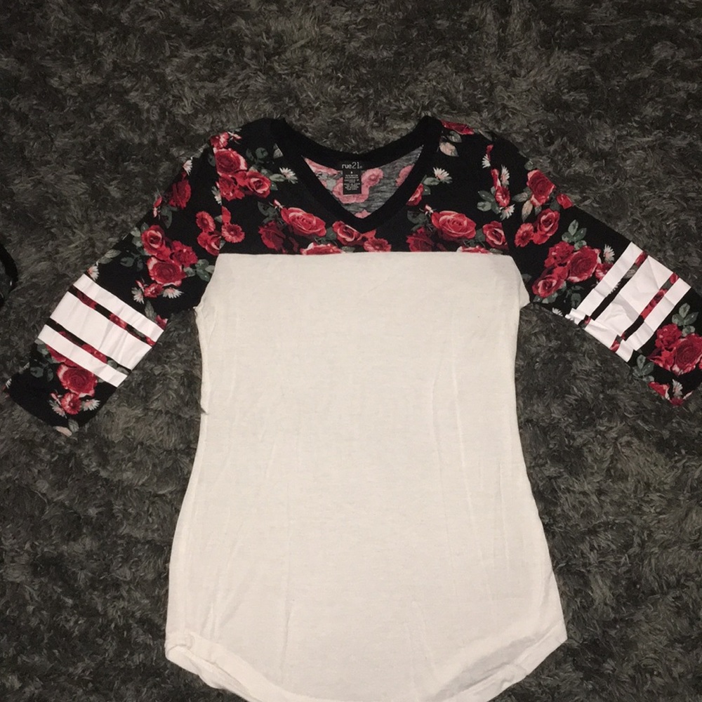 rue 21 v-neck blouse